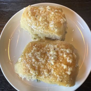 il Mulino - Garlic bread - Italian Near Me - Fort Lauderdale, Florida