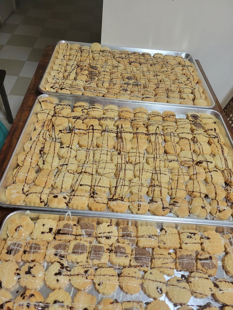 KAMETI BAKERY Updated September 2024 279 Sherbrook Street, Winnipeg