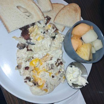 Meemom’s Brick - Protein Scramble - Breakfast & Brunch Near Me - Brick, New Jersey