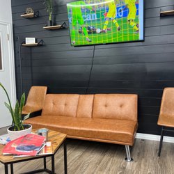 Northwest Barbers - Lounge area