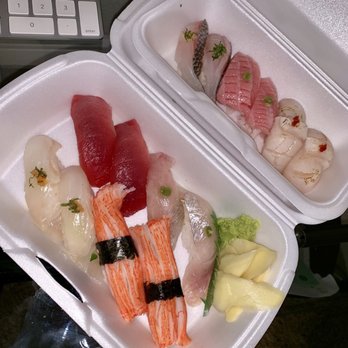 Kuru Kuru Sushi - Beautiful color and pairing... Tasty too - Sushi Bars Near Me - Burbank, California Kuru Kuru Sushi - Beautiful color and pairing... Tasty too - Sushi Bars Near Me - Burbank, California