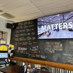 First String Family Sports Grill & Pub