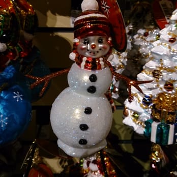 Kris Kringl - Holiday Decorations Near Me - Leavenworth, Washington Kris Kringl - Holiday Decorations Near Me - Leavenworth, Washington