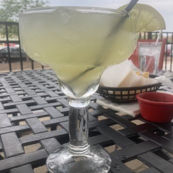 Camino Viejo - Lime Margarita - Mexican Near Me - Frankfort, Illinois
