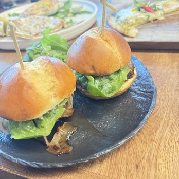 Korner 67 - Wagyu sliders - Cocktail Bars Near Me - Miami Lakes, Florida Korner 67 - Wagyu sliders - Cocktail Bars Near Me - Miami Lakes, Florida