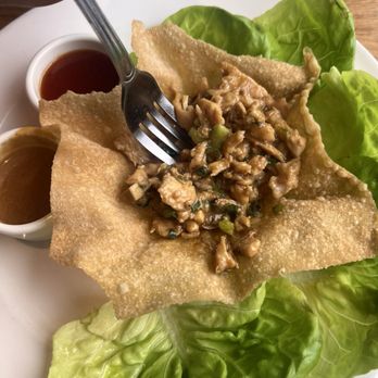 Yard House - Chicken Lettuce Wraps - Vegetarian Near Me - Gaithersburg, Maryland Yard House - Chicken Lettuce Wraps - Vegetarian Near Me - Gaithersburg, Maryland