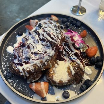 Eggy’s Neighborhood Kitchen - Tres Leches French Toast - Breakfast & Brunch Near Me - Berkeley, California Eggy’s Neighborhood Kitchen - Tres Leches French Toast - Breakfast & Brunch Near Me - Berkeley, California