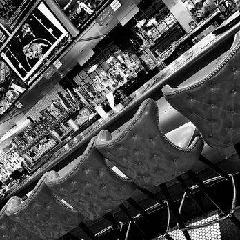 Maggie McFly's - Bar In B&W - New American Near Me - Virginia Beach, Virginia