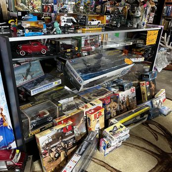 Keep It Alive Antiques and Collectables - Toy Stores Near Me - Billings, Montana