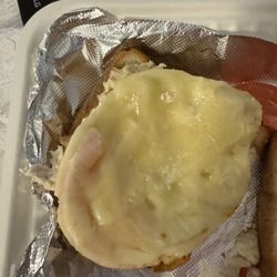Tuna melt