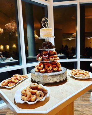 Sarah Donuts by null