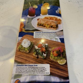 Broken Yolk Cafe - Breakfast & Brunch Near Me - McKinney, Texas