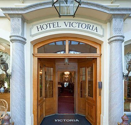 Victoria Glion by null