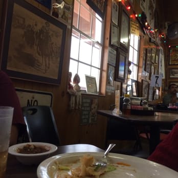 Bob's Taco Station - Interesting atmosphere...nick-nacks all over the walls - Mexican Near Me - Rosenberg, Texas