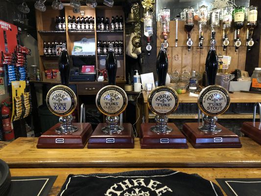 The Three Tuns Inn by null