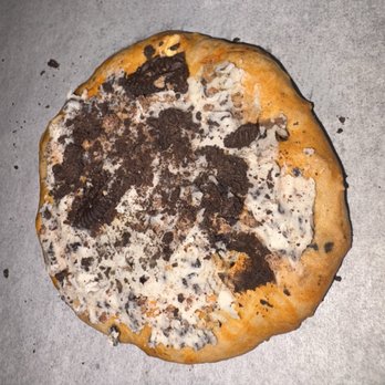 Its Naes Treat - Halloween Edition: Cookies & Scream
Pumpkin sugar cookie filled with Oreos, white chocolate chips topped with a cookies & cream spread - Desserts Near Me Its Naes Treat - Halloween Edition: Cookies & Scream
Pumpkin sugar cookie filled with Oreos, white chocolate chips topped with a cookies & cream spread - Desserts Near Me