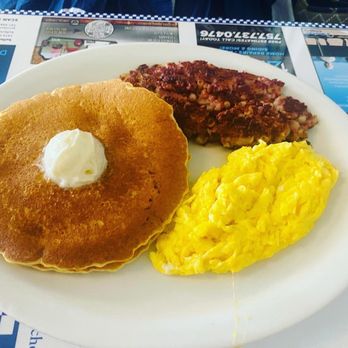 Pancakes N Things - Pancakes, corned beef hash and scrambled eggs with cheese - Pancakes Near Me - Chesapeake, Virginia