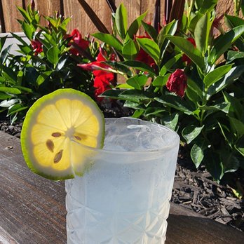 The Annex - a glass of lemonade with a slice of lemon - Bars Near Me - Corpus Christi, Texas The Annex - a glass of lemonade with a slice of lemon - Bars Near Me - Corpus Christi, Texas