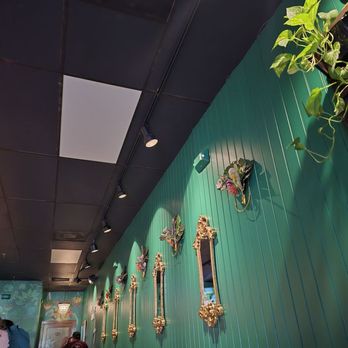 The Verdant Lady - Cocktail Bars Near Me - Richmond, Virginia The Verdant Lady - Cocktail Bars Near Me - Richmond, Virginia