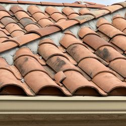 Brilliant Window Cleaning and Pressure Washing - Roof before cleaning