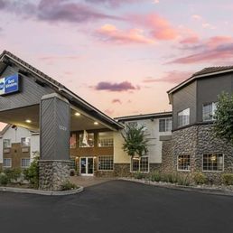 Exterior photo of Best Western Liberty Inn - Lebec, California Exterior photo of Best Western Liberty Inn - Lebec, California