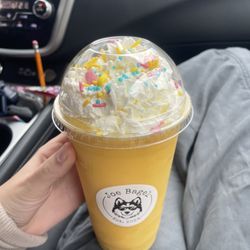 Joe Bagel - 16 ounce Mango Smoothie