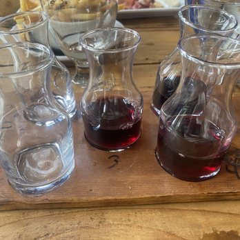Wise Villa Winery - Tasting # 1 - Wine Tasting Room Near Me - Lincoln, California Wise Villa Winery - Tasting # 1 - Wine Tasting Room Near Me - Lincoln, California