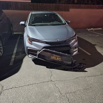 Unicar Auto Body - Finding my car damaged - Body Shops Near Me - Pasadena, California Unicar Auto Body - Finding my car damaged - Body Shops Near Me - Pasadena, California