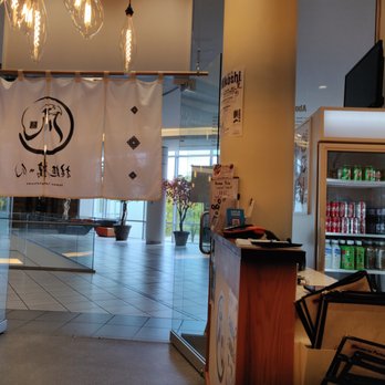 Ramen Takanotsume - front of the store - Ramen Near Me - Richmond, British Columbia Ramen Takanotsume - front of the store - Ramen Near Me - Richmond, British Columbia