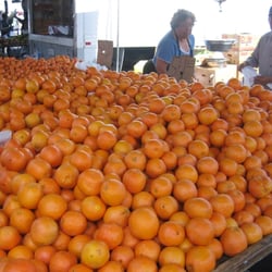 West Wind Capitol Flea Market - Sweet pranges and CHEAP!