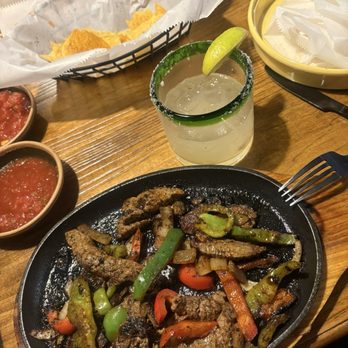 Rio Lobo Cantina - Steak fajitas - Mexican Near Me - Germantown, Tennessee