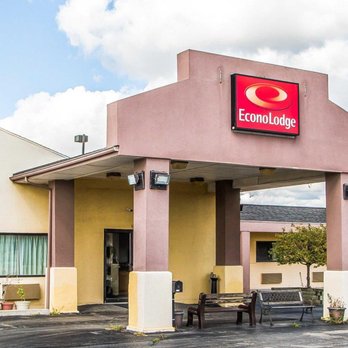 Rodeway Inn - Hotels Near Me - Montpelier, Ohio Rodeway Inn - Hotels Near Me - Montpelier, Ohio