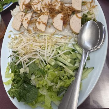 Mai Lan Fine Vietnamese Cuisine - Vietnamese Near Me - Honolulu, Hawaii