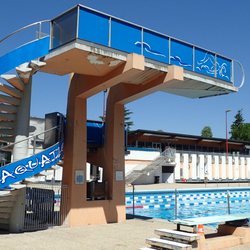Forez Aquatic - FEURS-EN-FOREZ (42 - Loire, France) - Piscine "Forez Aquatic" - Les plongeoirs