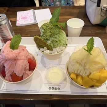 Oakobing - Strawberry, Matcha, & Mango - Ice Cream & Frozen Yogurt Near Me - Pasadena, California