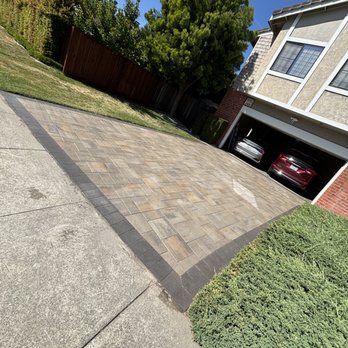 Baez Concrete and Demolition - Garage driveway w/sealer - Masonry/Concrete Near Me