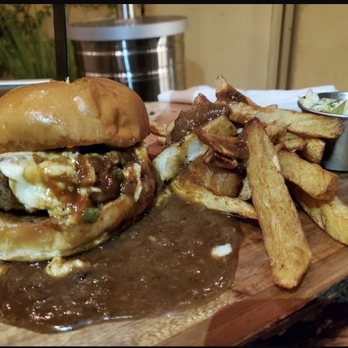 Project Barley Square - Onion Stout Cheeseburger - Brewpubs Near Me - Torrance, California Project Barley Square - Onion Stout Cheeseburger - Brewpubs Near Me - Torrance, California