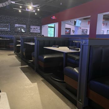 The Local - Inside - American Near Me - Raleigh, North Carolina The Local - Inside - American Near Me - Raleigh, North Carolina