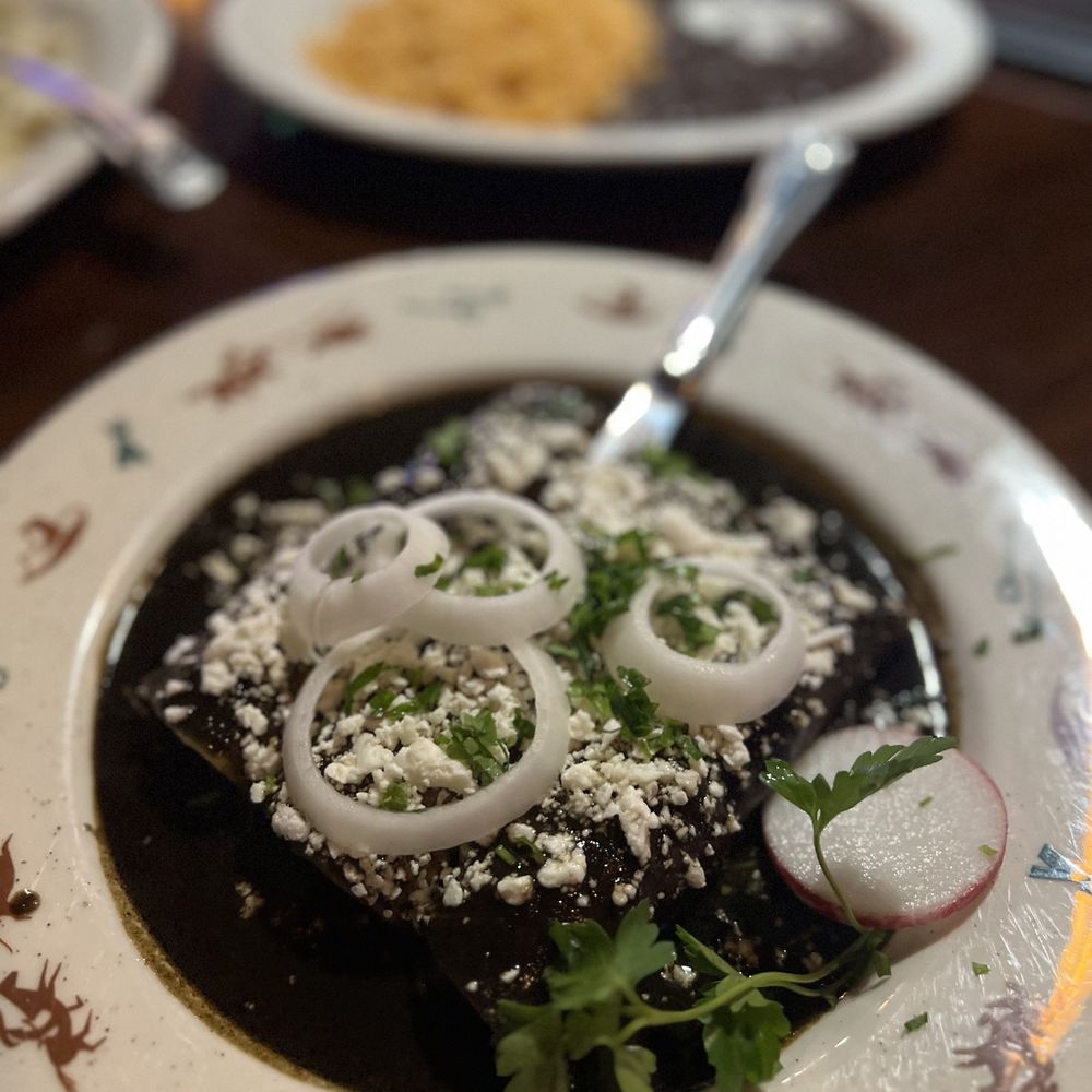 Villa Escondida Restaurant and Bar - a plate of mexican food - Mexican Near Me - Seattle, Washington Villa Escondida Restaurant and Bar - a plate of mexican food - Mexican Near Me - Seattle, Washington
