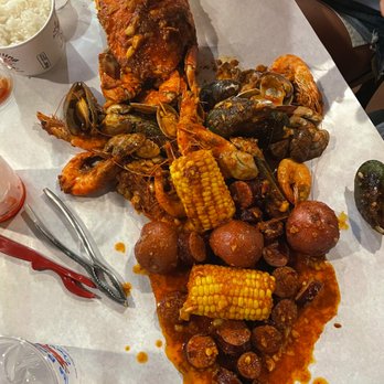 The Boiling Crab - The seafood boil - Seafood Near Me - Honolulu, Hawaii The Boiling Crab - The seafood boil - Seafood Near Me - Honolulu, Hawaii
