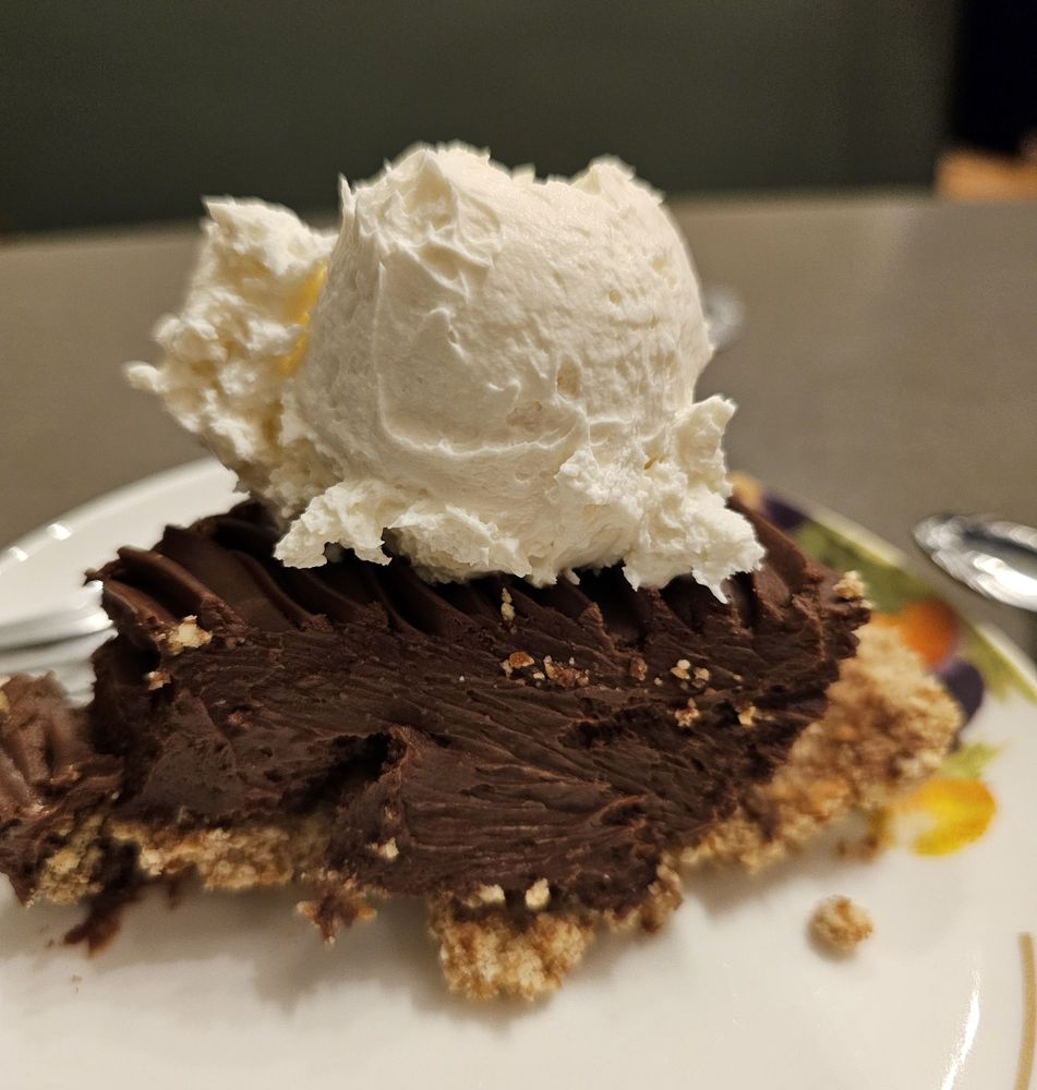 Emporium Pies