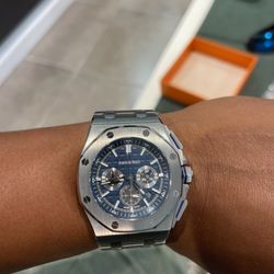 Honolulu Time Co. - AP Royal Oak Offshore