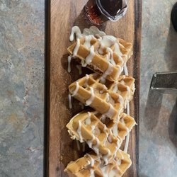 Biscuits Cafe - Churro Waffle -OO