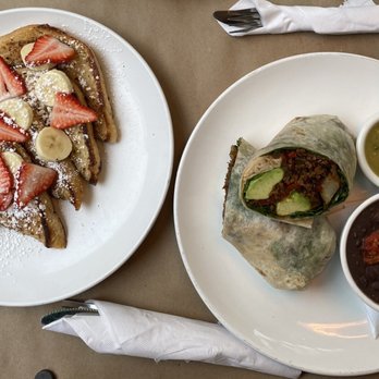 Handlebar - French Toast and Vegan Breakfast Burrito - Vegetarian Near Me - Chicago, Illinois Handlebar - French Toast and Vegan Breakfast Burrito - Vegetarian Near Me - Chicago, Illinois