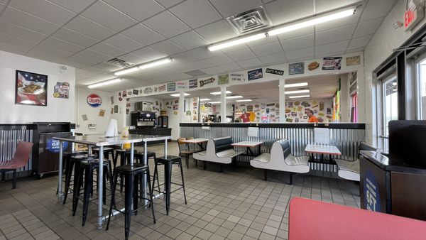 Big Larry's Burgers by null