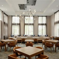 Homewood Suites by Hilton Burlington - Breakfast Area