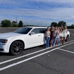 A&Z Limousine - Girls night!