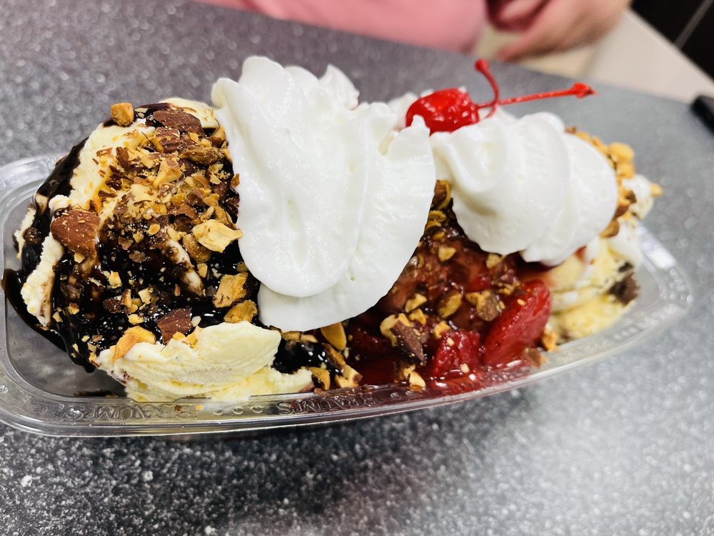 BRAUM’S ICE CREAM & DAIRY STORES Updated September 2024 51 Photos