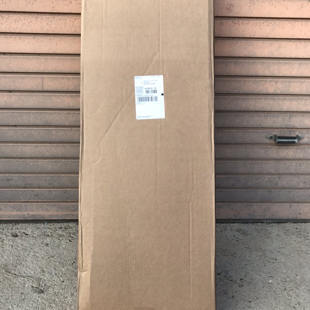 This is the New Box Pro Audio Star put the badly damaged Guitar Case and original damaged box in.