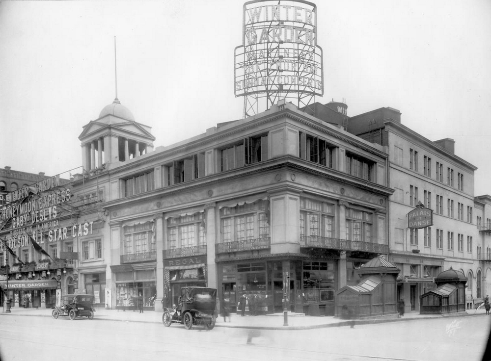 WINTER GARDEN THEATRE - 408 Photos & 133 Reviews - 1634 Broadway, New